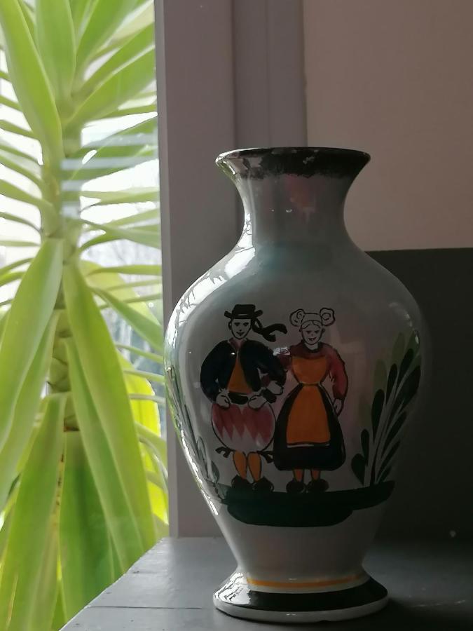 Chez Jak Et Laurent Queven Luaran gambar